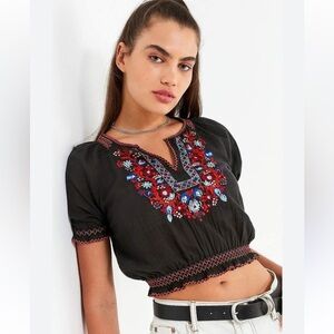 Urban outfitters black cropped embroidered peasant top XS